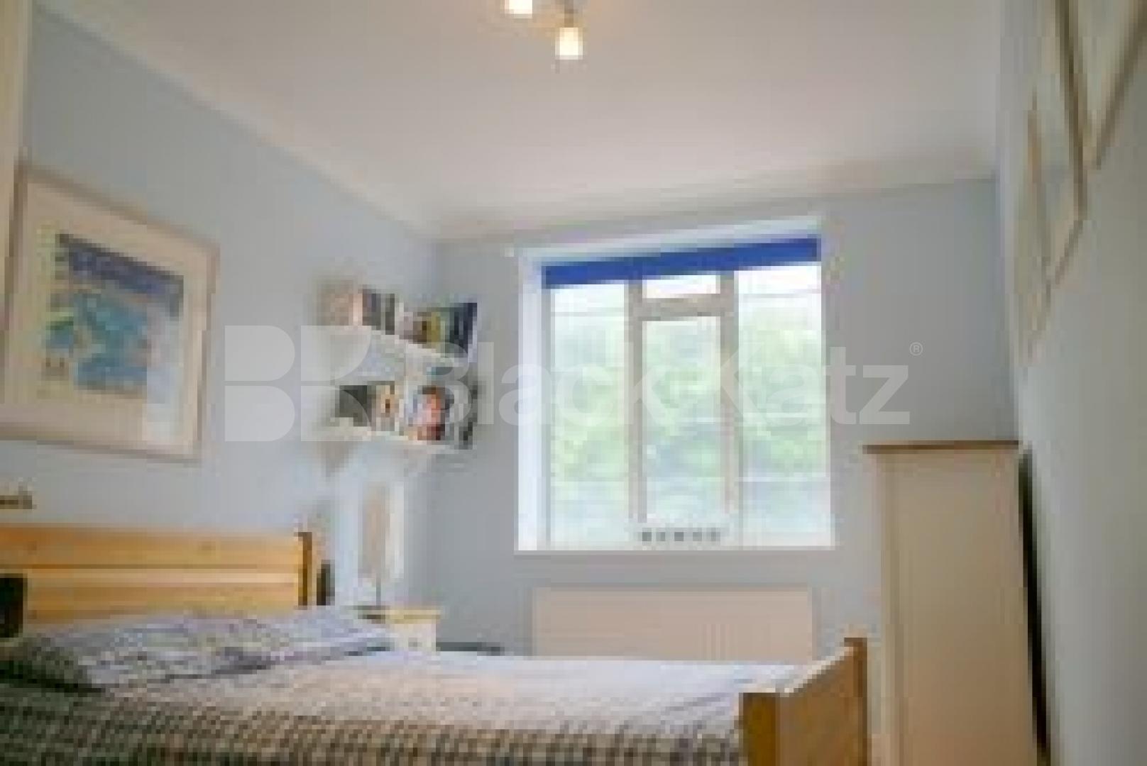 			1 Bedroom, 1 bath, 1 reception Flat			 Pentonville Road, ANGEL